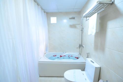 Blue Hannoi Inn Luxury Hotel & Spa