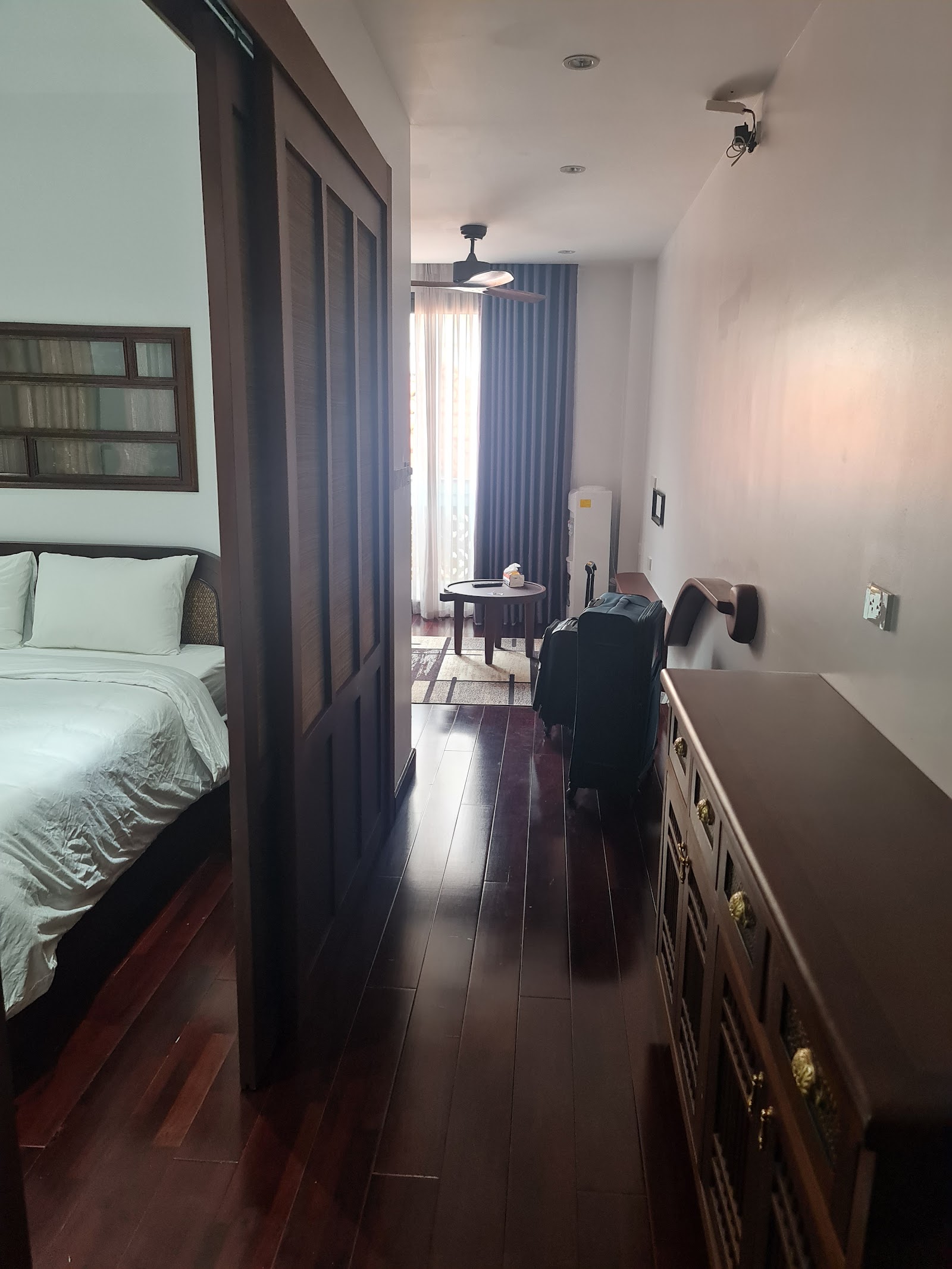 FLESTA Đội Cấn Serviced Apartment & Hotel