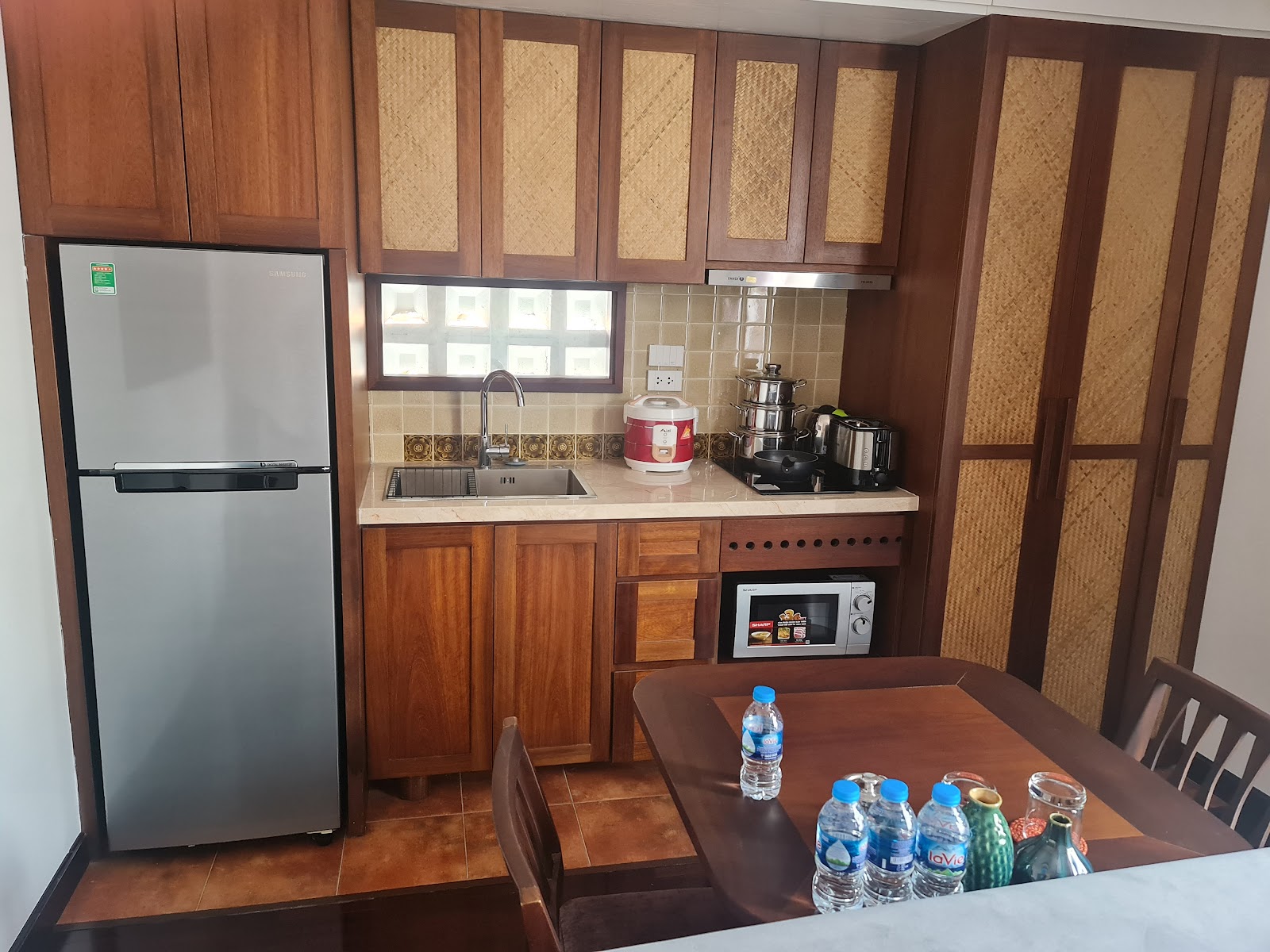FLESTA Đội Cấn Serviced Apartment & Hotel