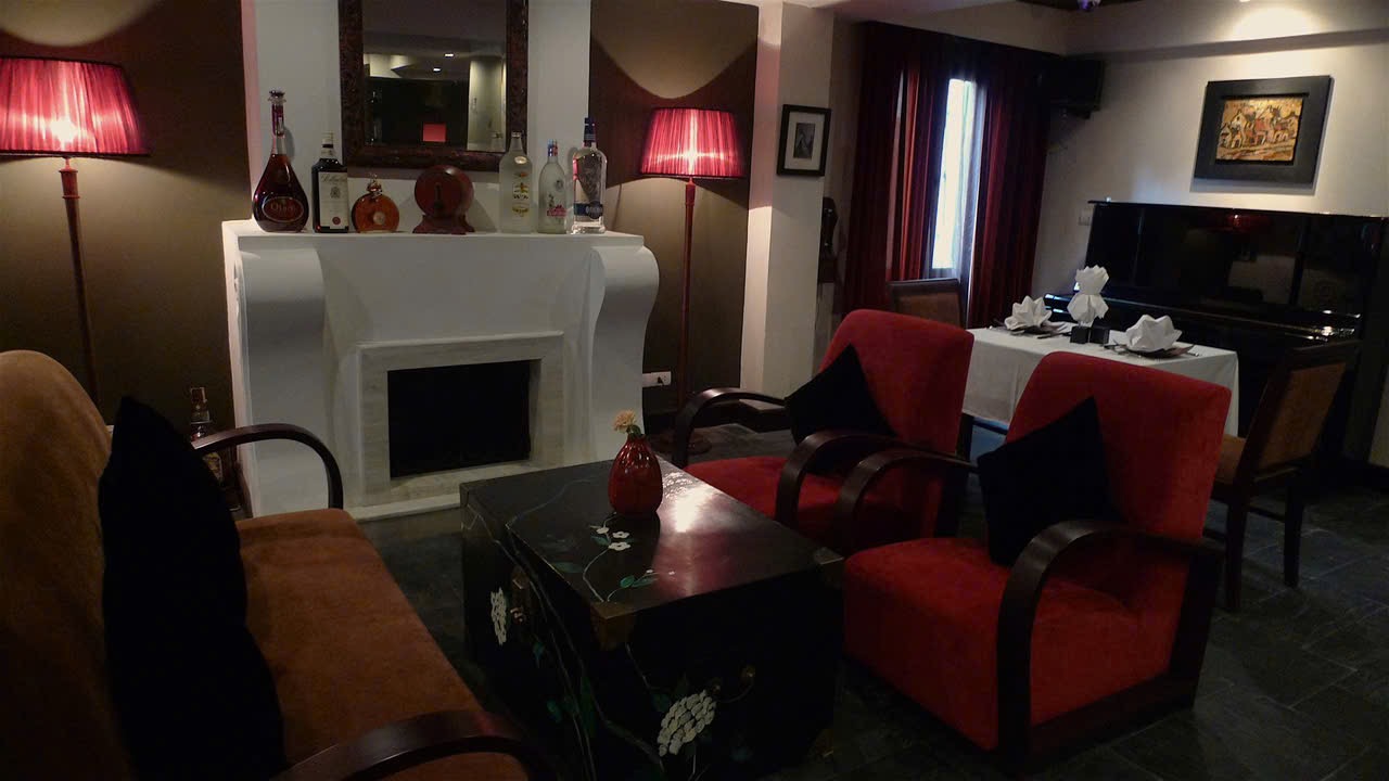 Hanoi Hanoi Hidden Lounge & Kitchen