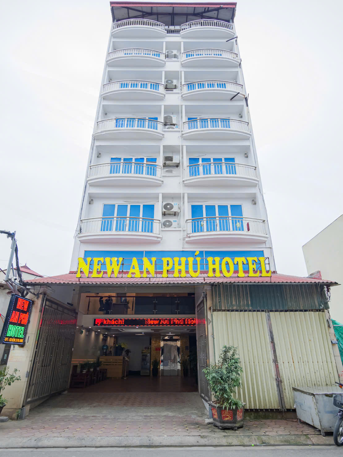 Khách sạn New An Phú