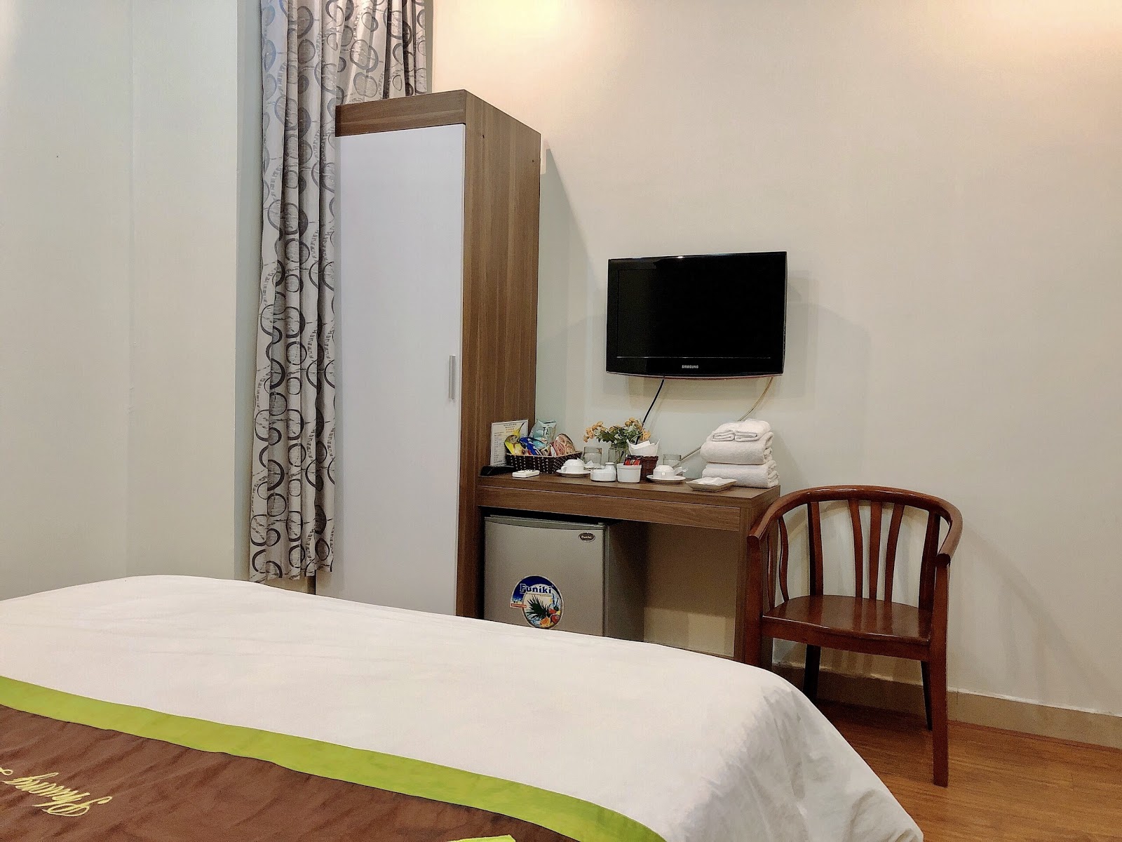 Khách Sạn Phương Đông