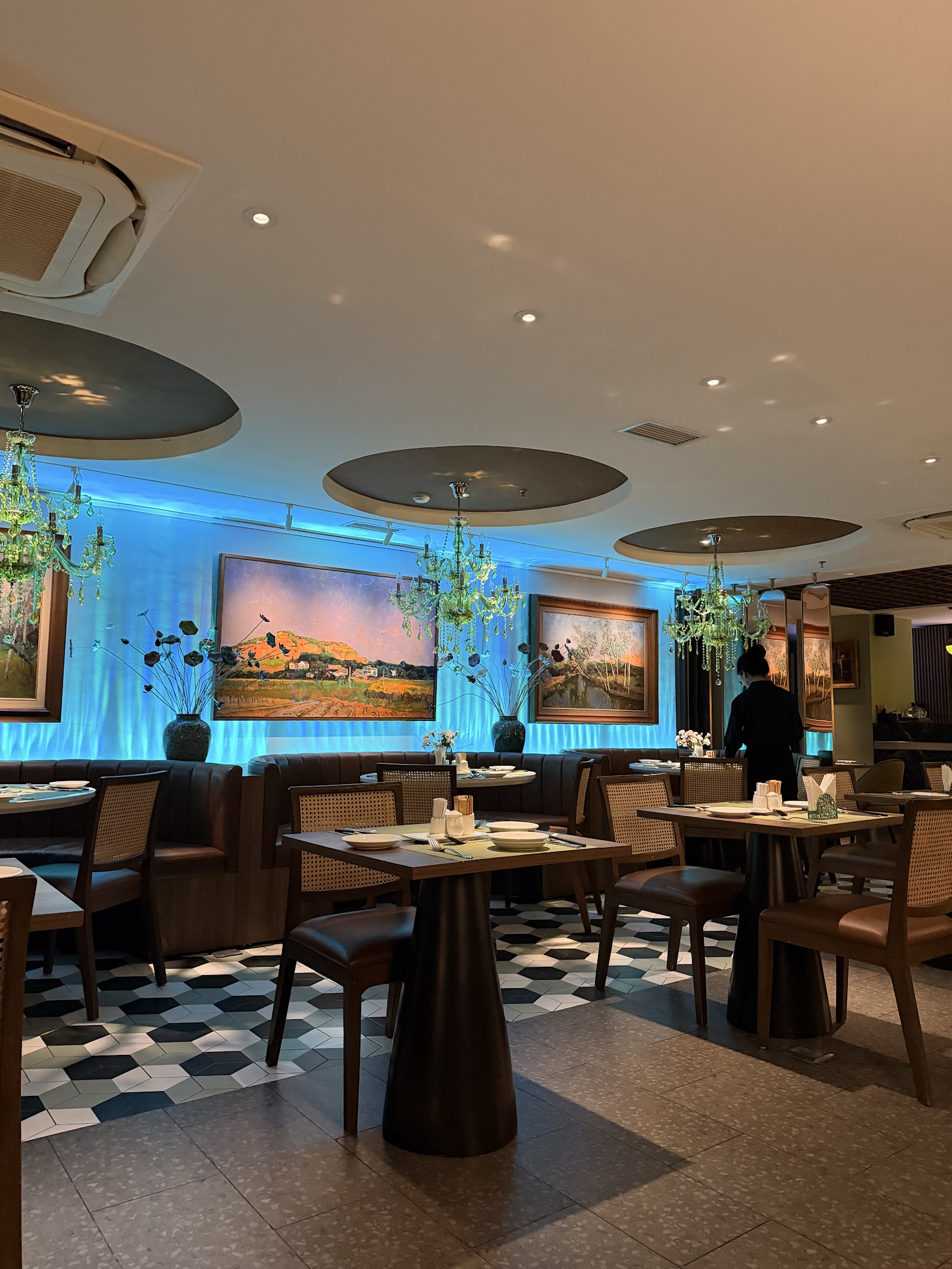 Khuê Restaurant