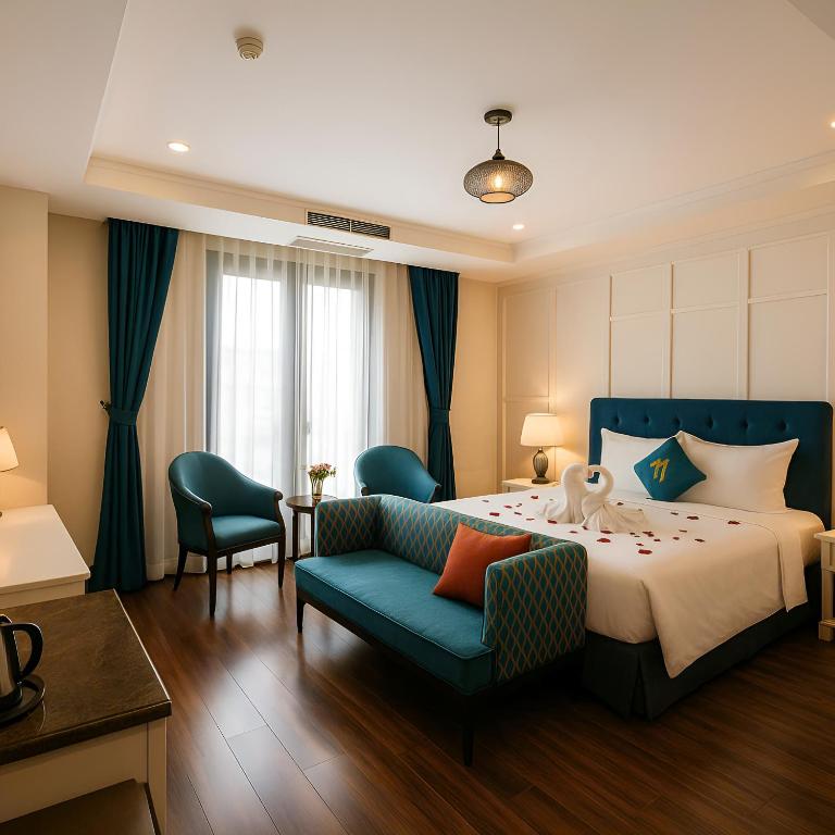 Minasi HanoiOI LakeSide Hotel